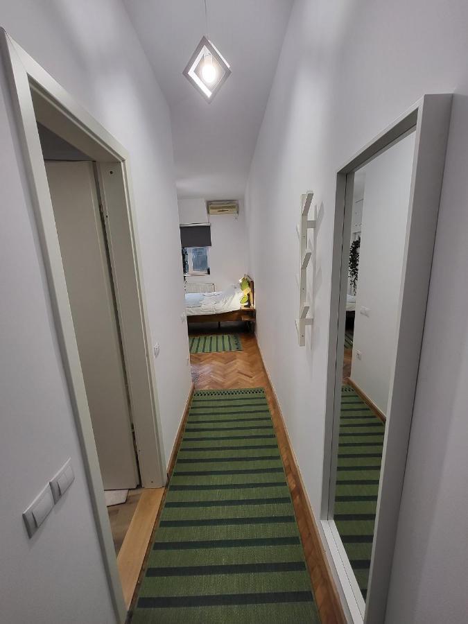 Cozy Old Town Apartments - Lipscani Bukarest Kültér fotó