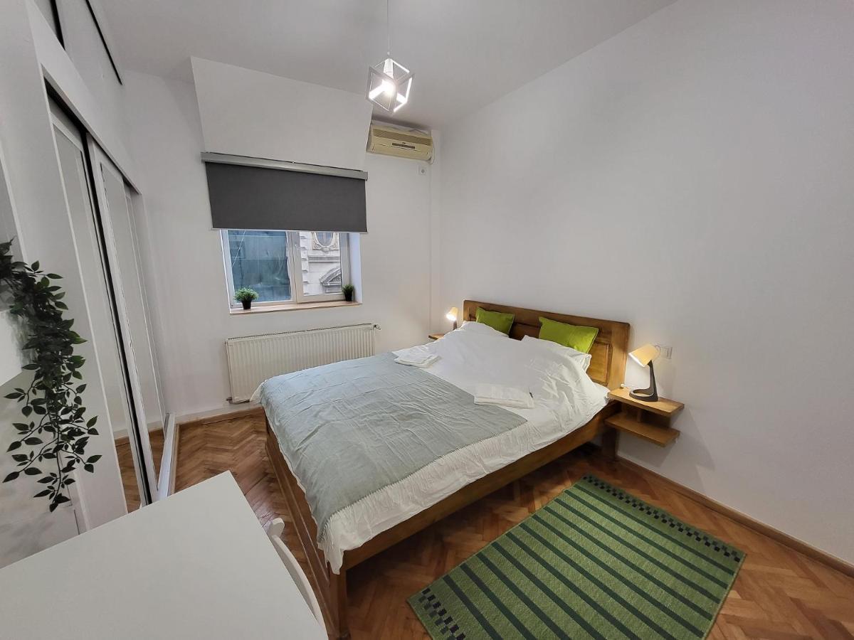 Cozy Old Town Apartments - Lipscani Bukarest Kültér fotó